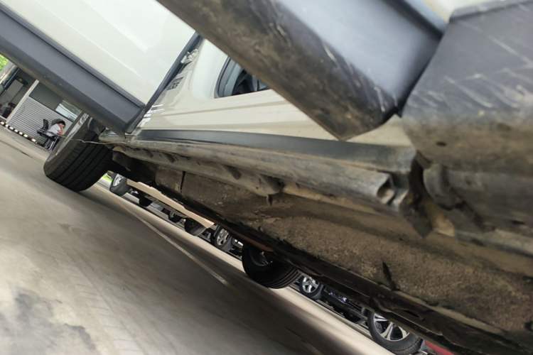 Used Mazda CX-5 2022 2.0L Automatic Two-Wheel Drive Smart Edition Right Side Sill
