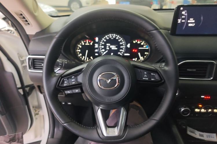Used Mazda CX-5 2022 2.0L Automatic Two-Wheel Drive Zhiya Version Steering Wheel