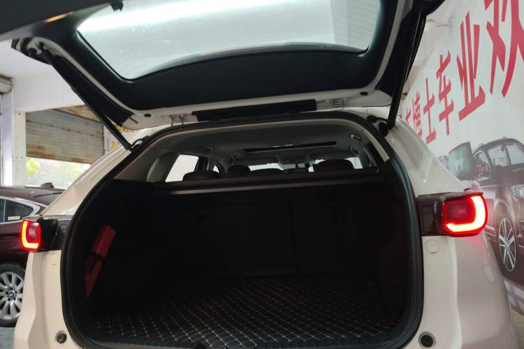 Used Mazda CX-5 2022 2.0L Automatic Two-Wheel Drive Zhiya Version Trunk
