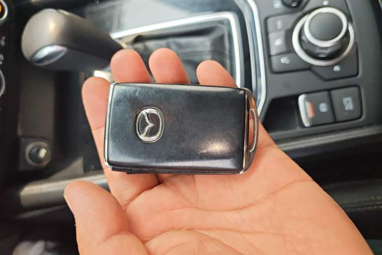 Used Mazda CX-5 2022 2.0L Automatic Two-Wheel Drive Zhiya Version Vehicle Key