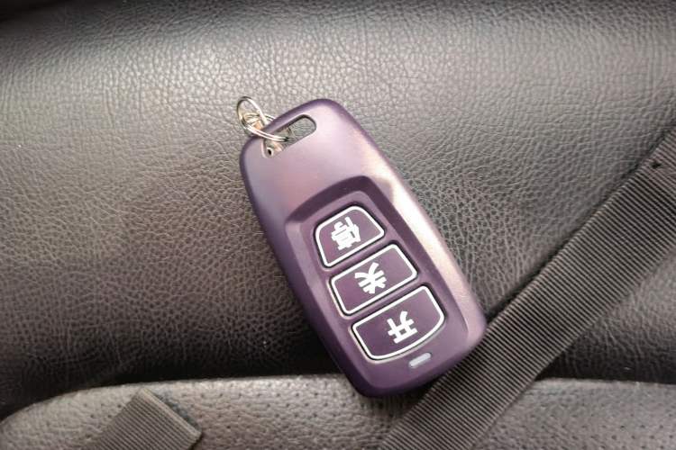 Used Mazda CX-5 2022 2.0L Automatic Two-Wheel Drive Comfort Version Vehicle Key