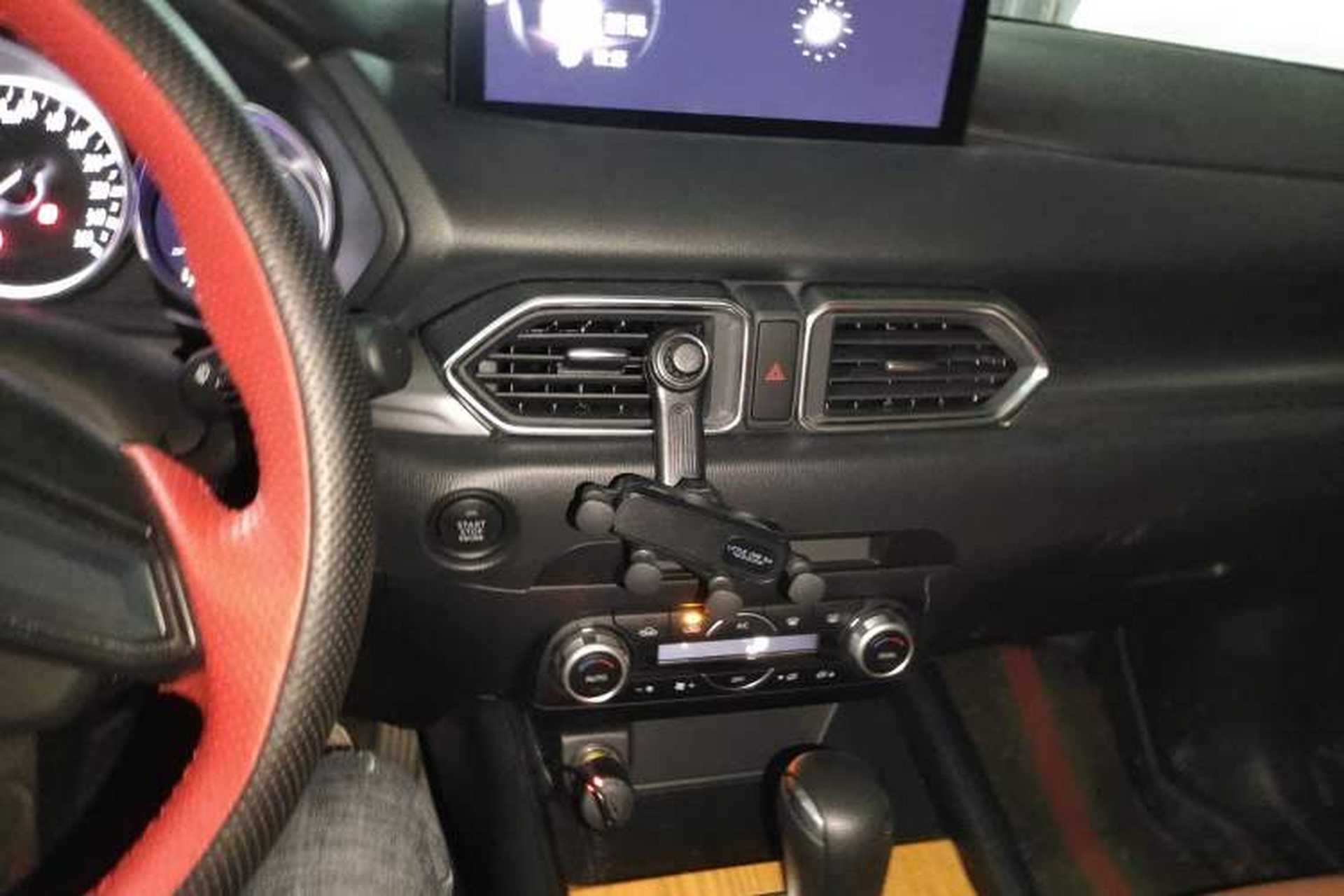 Used Mazda CX-5 2024 2.0L Automatic Two-Wheel Drive Comfort Version Audio And AC Panel