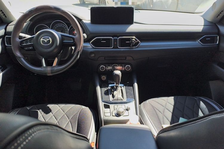 Used Mazda CX-5 2024 2.0L Automatic Two-Wheel Drive Comfort Version Center Console