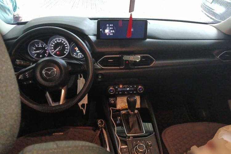 Used Mazda CX-5 2024 2.0L Automatic Two-Wheel Drive Comfort Version Center Console