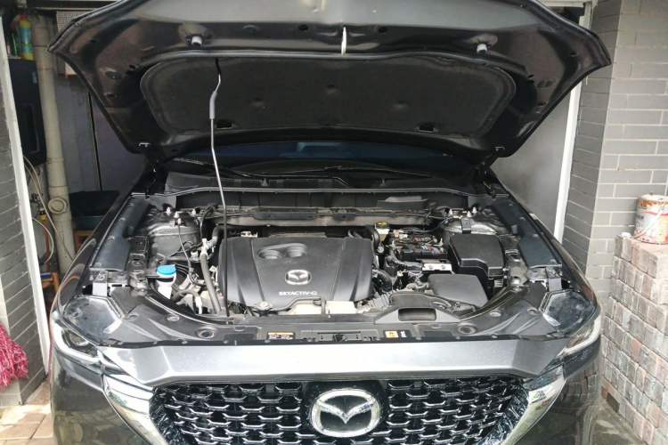 Used Mazda CX-5 2024 2.0L Automatic Two-Wheel Drive Comfort Version Engine Bay