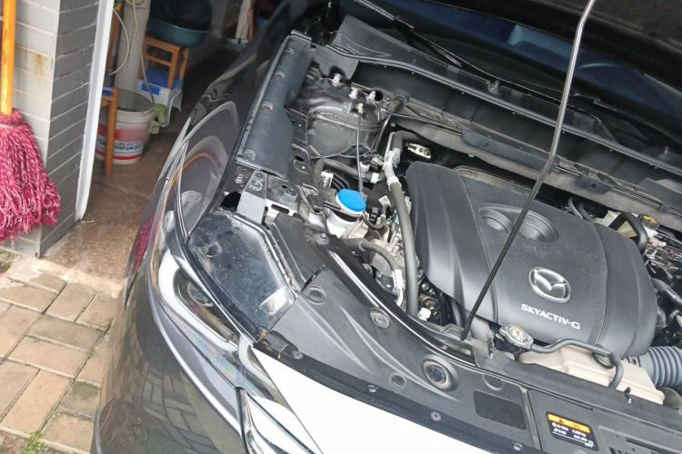 Used Mazda CX-5 2024 2.0L Automatic Two-Wheel Drive Comfort Version Engine Bay Right