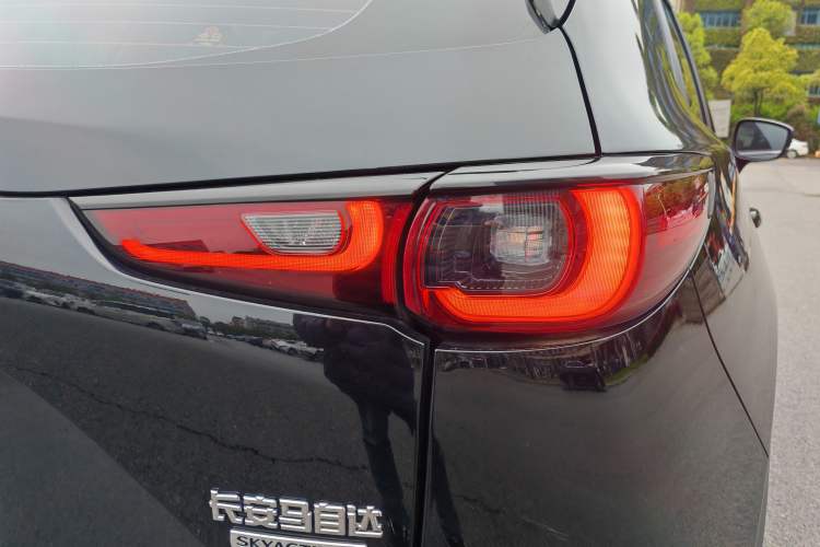 Used Mazda CX-5 2024 2.0L Automatic Two-Wheel Drive Comfort Version Exterior 10