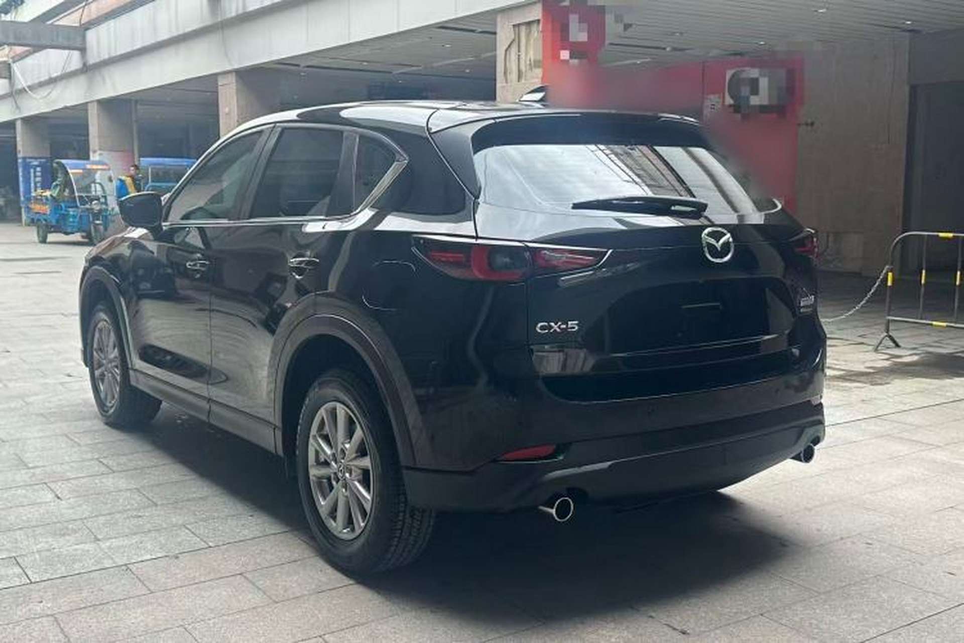Used Mazda CX-5 2024 2.0L Automatic Two-Wheel Drive Comfort Version Exterior 4