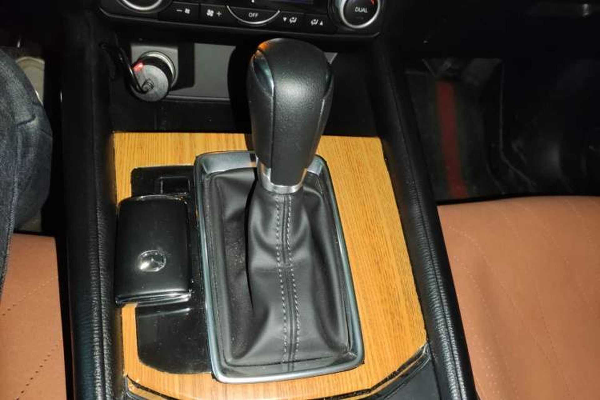 Used Mazda CX-5 2024 2.0L Automatic Two-Wheel Drive Comfort Version Gear Lever