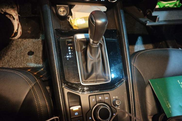 Used Mazda CX-5 2024 2.0L Automatic Two-Wheel Drive Zhiya Pro Gear Lever