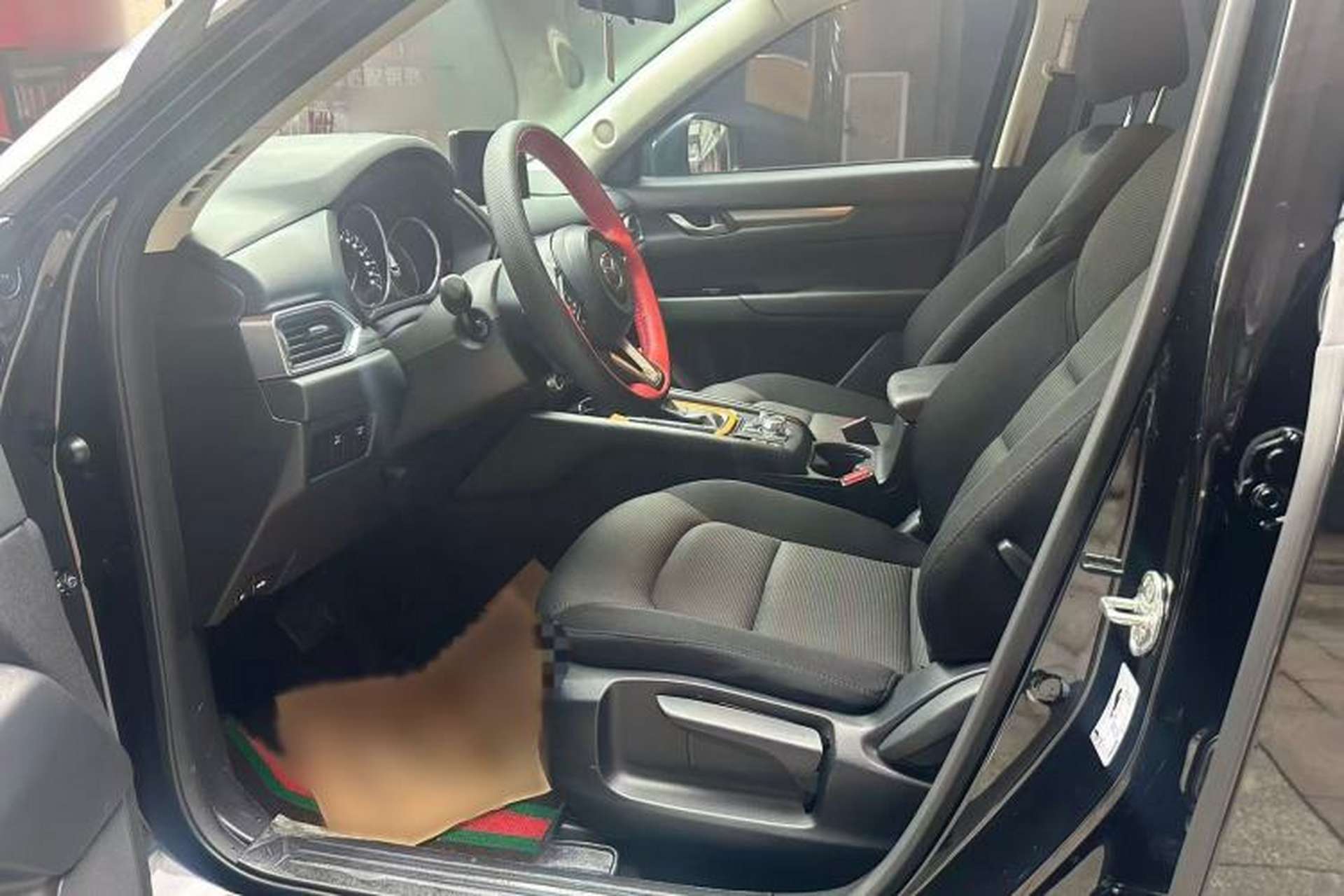 Used Mazda CX-5 2024 2.0L Automatic Two-Wheel Drive Comfort Version Interior 3