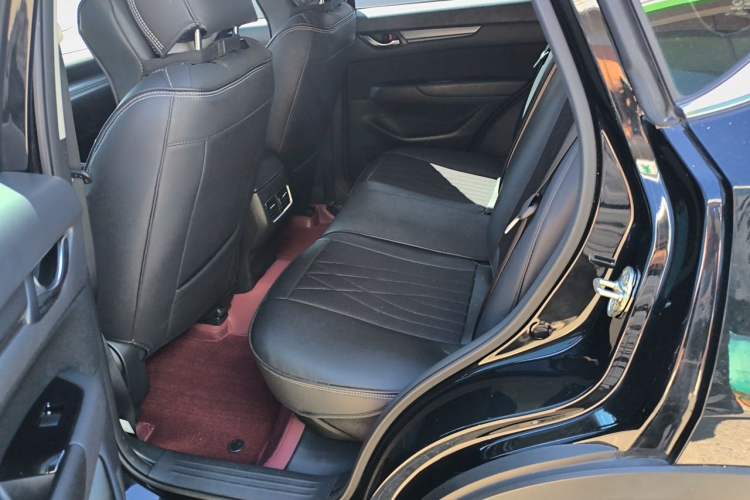 Used Mazda CX-5 2024 2.0L Automatic Two-Wheel Drive Comfort Version Left Rear Seat