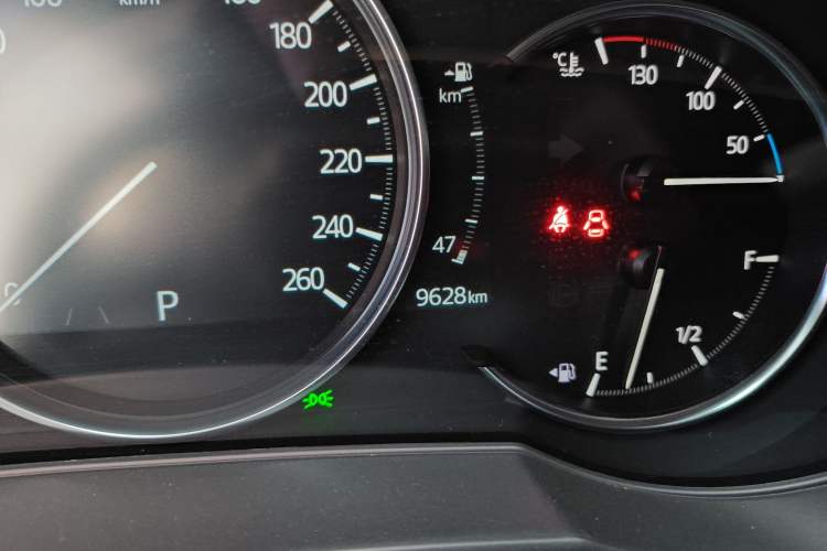 Used Mazda CX-5 2024 2.0L Automatic Two-Wheel Drive ZhiShang Pro Odometer Close Up