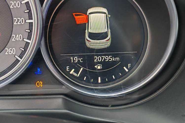 Used Mazda CX-5 2024 2.0L Automatic Two-Wheel Drive Comfort Version Odometer Close Up