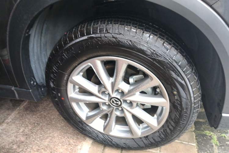 Used Mazda CX-5 2024 2.0L Automatic Two-Wheel Drive Comfort Version Right Front Wheel Hub