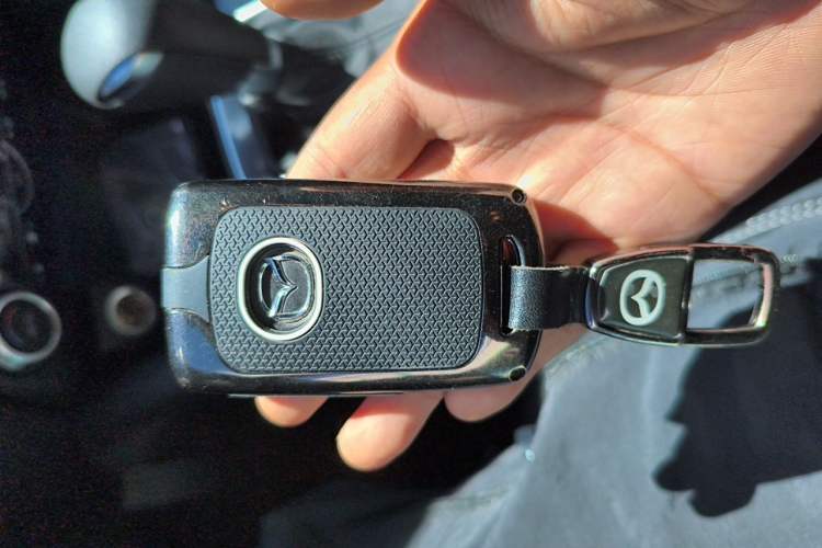 Used Mazda CX-5 2024 2.0L Automatic Two-Wheel Drive Comfort Version Vehicle Key