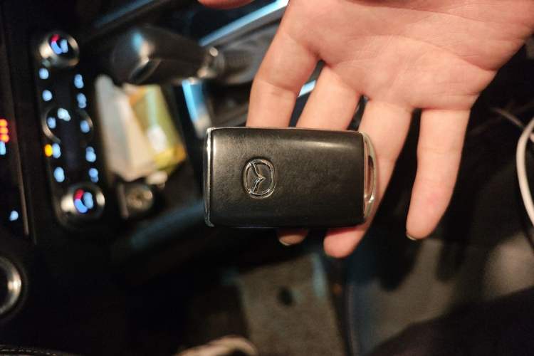 Used Mazda CX-5 2024 2.0L Automatic Two-Wheel Drive Zhiya Pro Vehicle Key