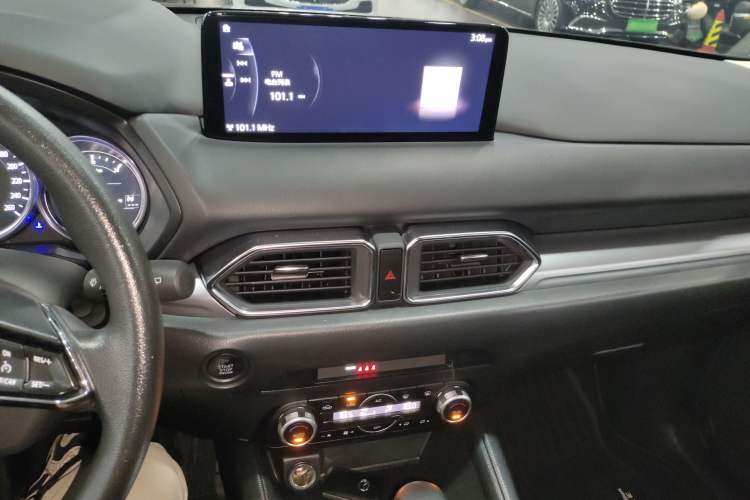 Used Mazda CX-5 2024 2.0L Automatic Two-Wheel Drive Comfort Version Audio And AC Panel