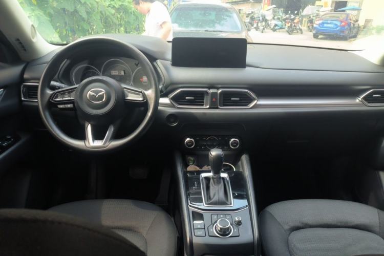 Used Mazda CX-5 2024 2.0L Automatic Two-Wheel Drive Comfort Version Center Console