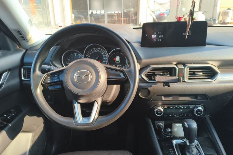 Used Mazda CX-5 2024 2.0L Automatic Two-Wheel Drive Comfort Version Center Console