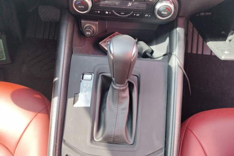Used Mazda CX-5 2024 2.0L Automatic Two-Wheel Drive ZhiShang Pro Gear Lever