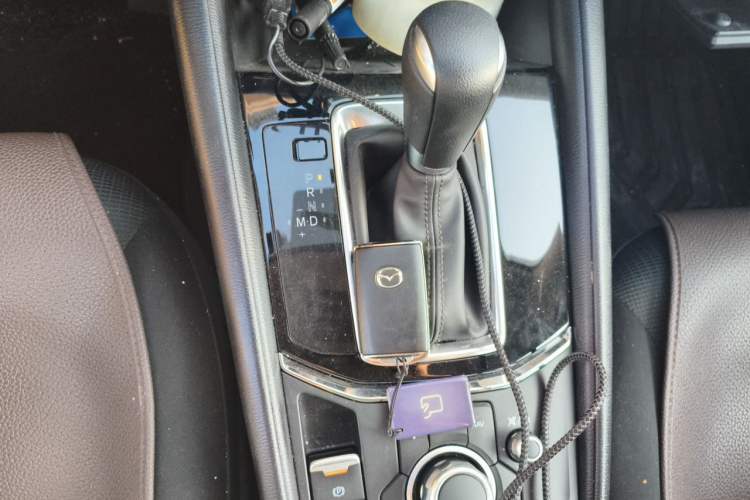 Used Mazda CX-5 2024 2.0L Automatic Two-Wheel Drive Comfort Version Gear Lever