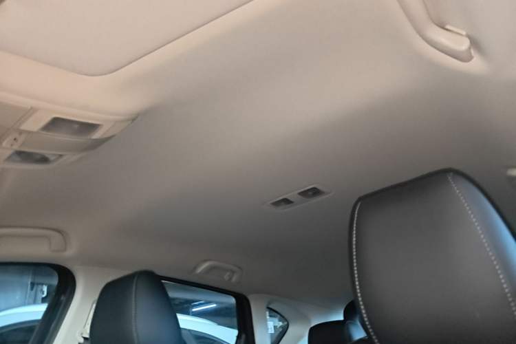 Used Mazda CX-5 2024 2.0L Automatic Two-Wheel Drive Comfort Version Headliner