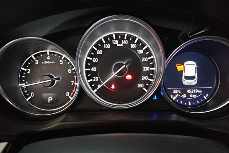Used Mazda CX-5 2024 2.0L Automatic Two-Wheel Drive Comfort Version Instrument Cluster