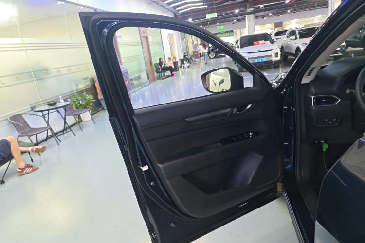 Used Mazda CX-5 2024 2.0L Automatic Two-Wheel Drive ZhiShang Version Left Front Door Interior