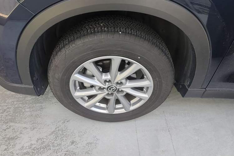Used Mazda CX-5 2024 2.0L Automatic Two-Wheel Drive ZhiShang Version Left Front Wheel Hub