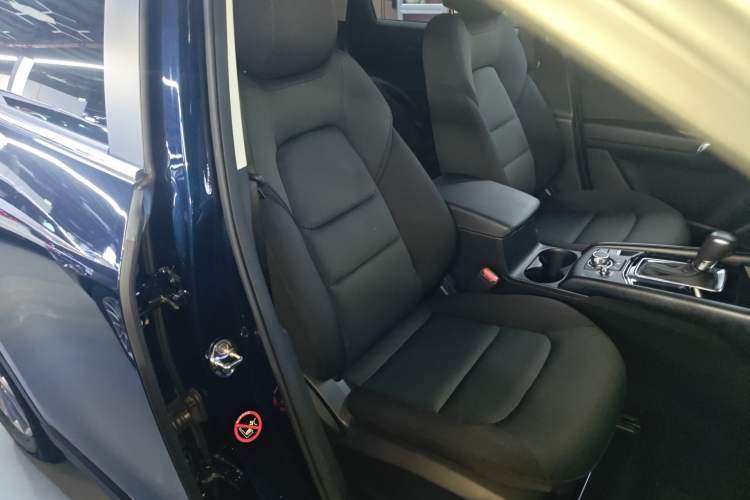 Used Mazda CX-5 2024 2.0L Automatic Two-Wheel Drive ZhiShang Version Right Front Seat