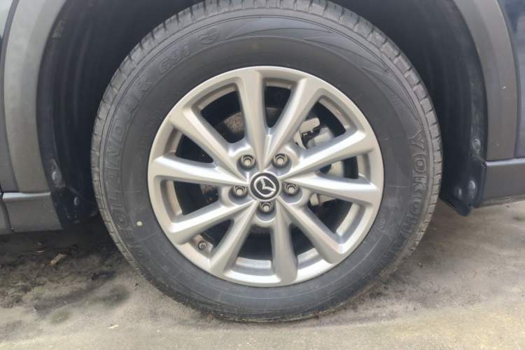 Used Mazda CX-5 2024 2.0L Automatic Two-Wheel Drive Comfort Version Right Front Wheel Hub