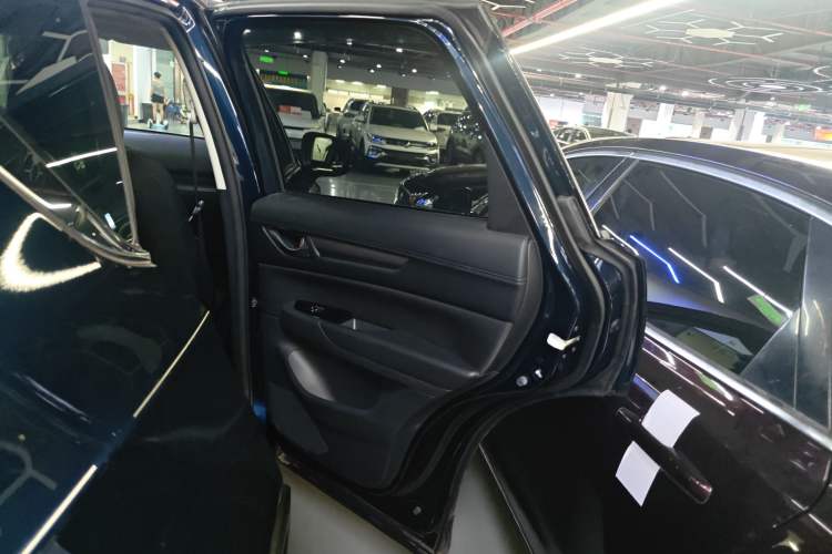 Used Mazda CX-5 2024 2.0L Automatic Two-Wheel Drive ZhiShang Version Right Rear Door Interior