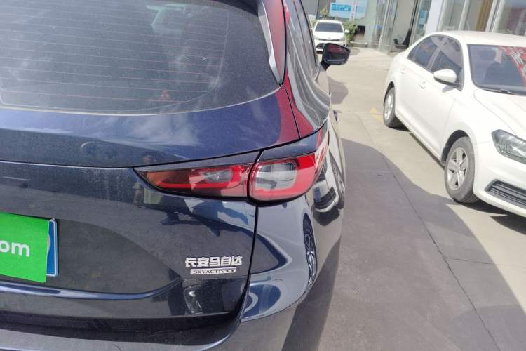 Used Mazda CX-5 2024 2.0L Automatic Two-Wheel Drive ZhiShang Pro Right Rear Taillight