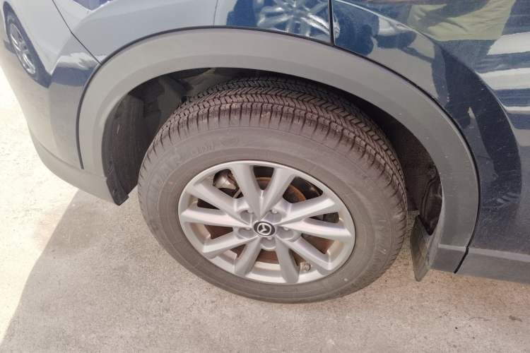 Used Mazda CX-5 2024 2.0L Automatic Two-Wheel Drive ZhiShang Pro Right Rear Wheel Hub