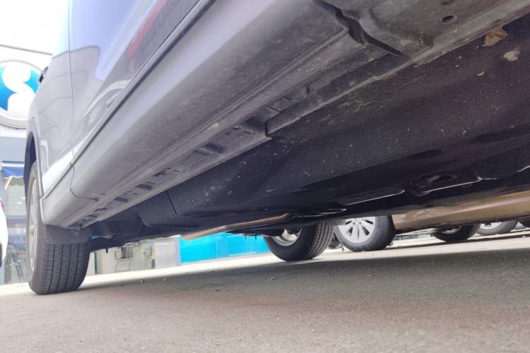 Used Mazda CX-5 2024 2.0L Automatic Two-Wheel Drive ZhiShang Pro Right Side Sill