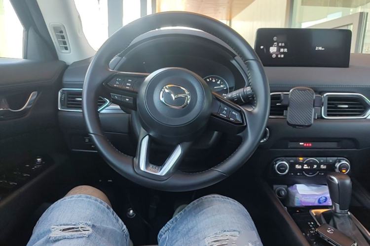 Used Mazda CX-5 2024 2.0L Automatic Two-Wheel Drive ZhiShang Version Steering Wheel