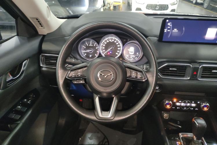 Used Mazda CX-5 2024 2.0L Automatic Two-Wheel Drive Comfort Version Steering Wheel