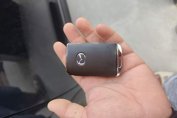 Used Mazda CX-5 2024 2.0L Automatic Two-Wheel Drive ZhiShang Version Vehicle Key