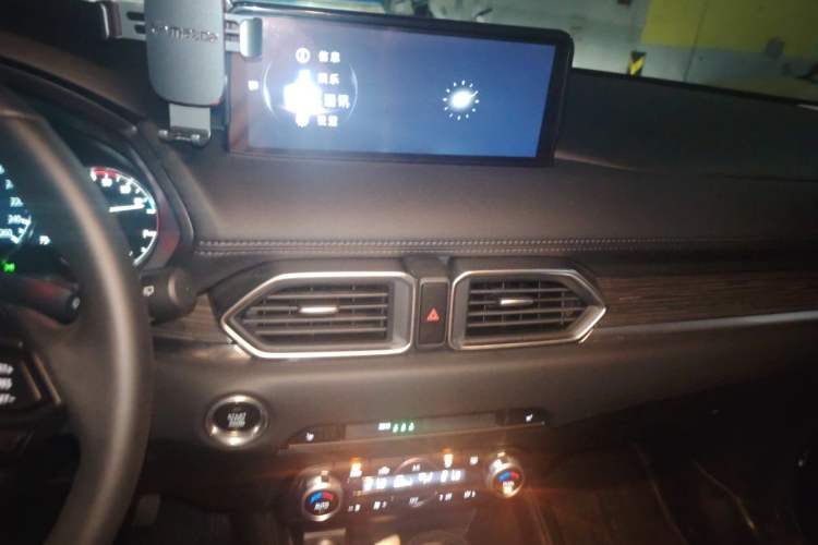 Used Mazda CX-5 2024 2.0L Automatic Two-Wheel Drive Zhiya Pro Audio And AC Panel