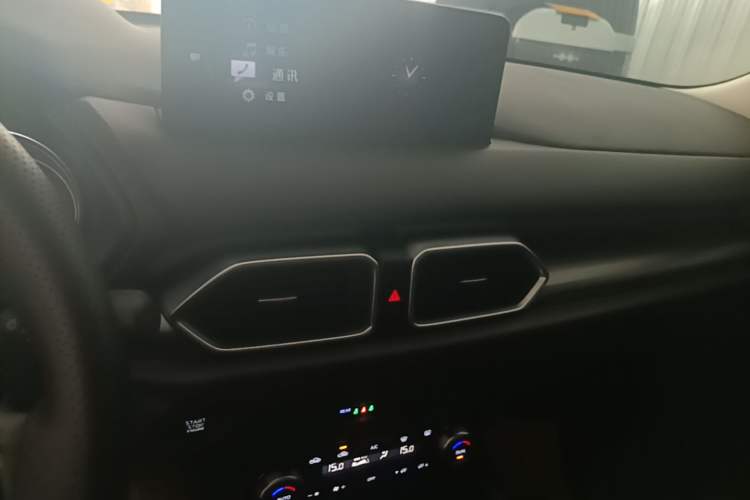 Used Mazda CX-5 2024 2.0L Automatic Two-Wheel Drive Comfort Version Audio And AC Panel