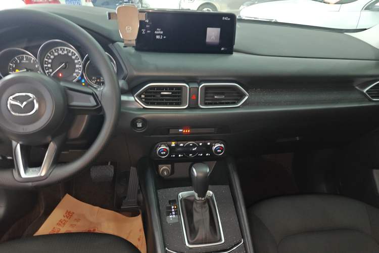 Used Mazda CX-5 2024 2.0L Automatic Two-Wheel Drive Comfort Version Audio And AC Panel