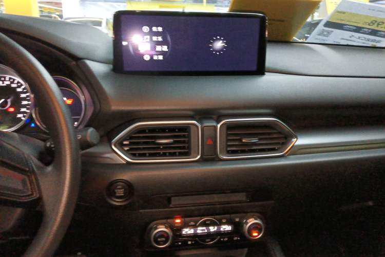 Used Mazda CX-5 2024 2.0L Automatic Two-Wheel Drive Comfort Version Audio And AC Panel
