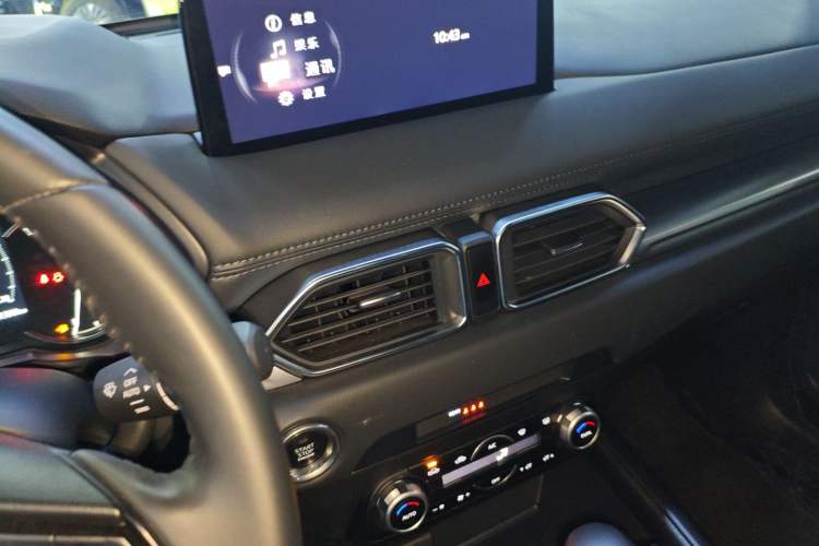 Used Mazda CX-5 2024 2.0L Automatic Two-Wheel Drive ZhiShang Version Audio And AC Panel