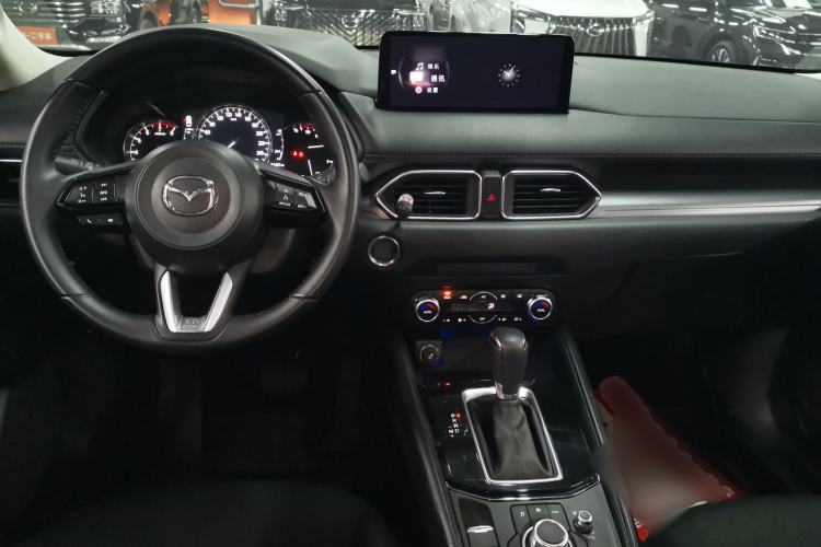Used Mazda CX-5 2024 2.0L Automatic Two-Wheel Drive ZhiShang Version Center Console
