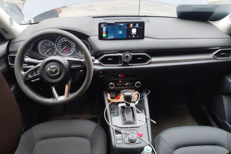 Used Mazda CX-5 2024 2.0L Automatic Two-Wheel Drive Comfort Version Center Console