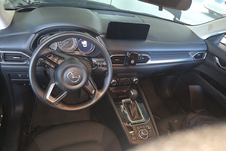 Used Mazda CX-5 2024 2.0L Automatic Two-Wheel Drive Comfort Version Center Console
