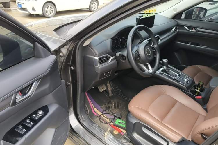 Used Mazda CX-5 2024 2.0L Automatic Two-Wheel Drive ZhiShang Version Driver Seat