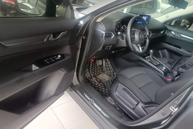 Used Mazda CX-5 2024 2.0L Automatic Two-Wheel Drive ZhiShang Pro Driver Seat