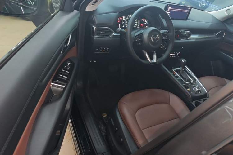 Used Mazda CX-5 2024 2.0L Automatic Two-Wheel Drive ZhiShang Pro Driver Seat